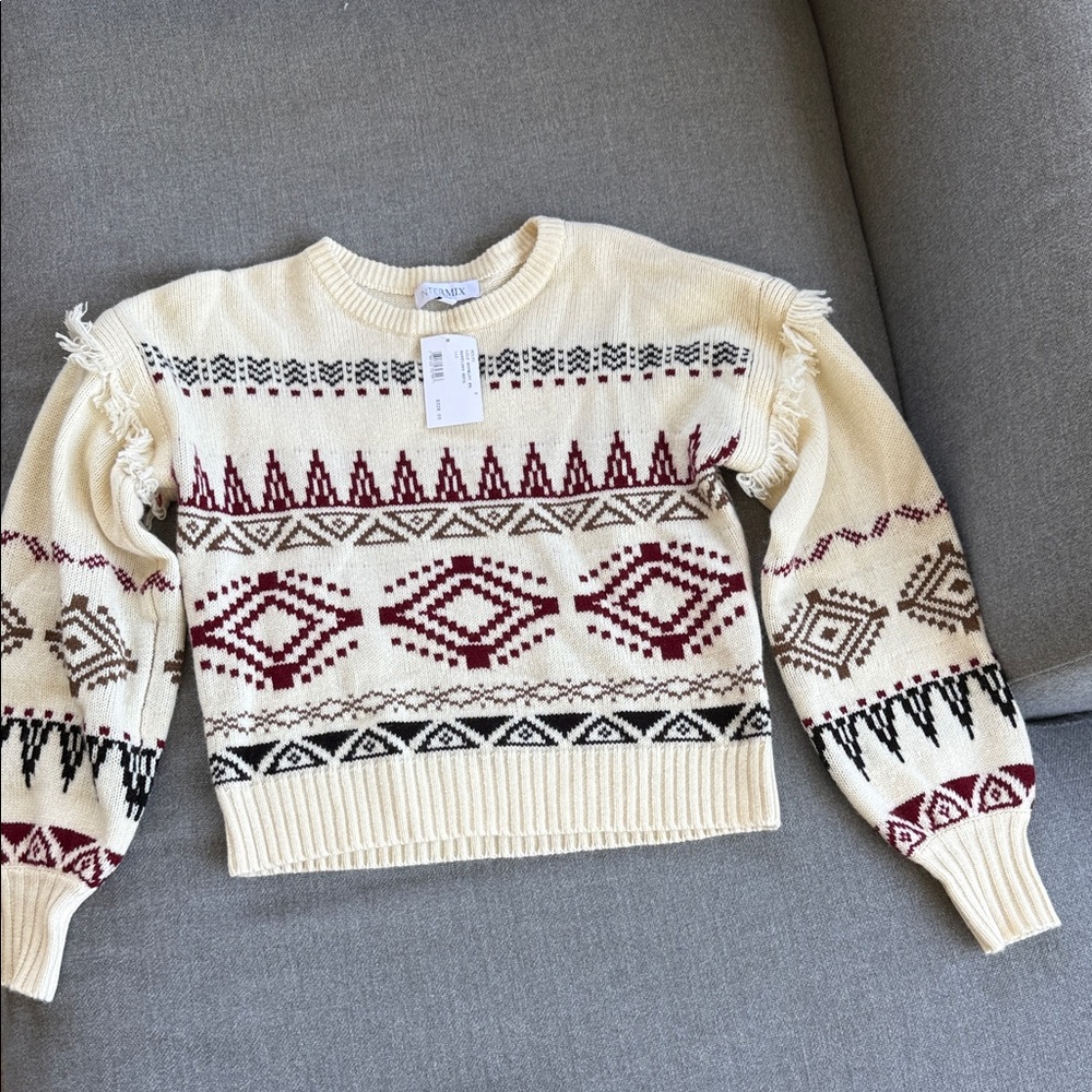 INTERMIX Cream and Burgundy Patterned Sweater